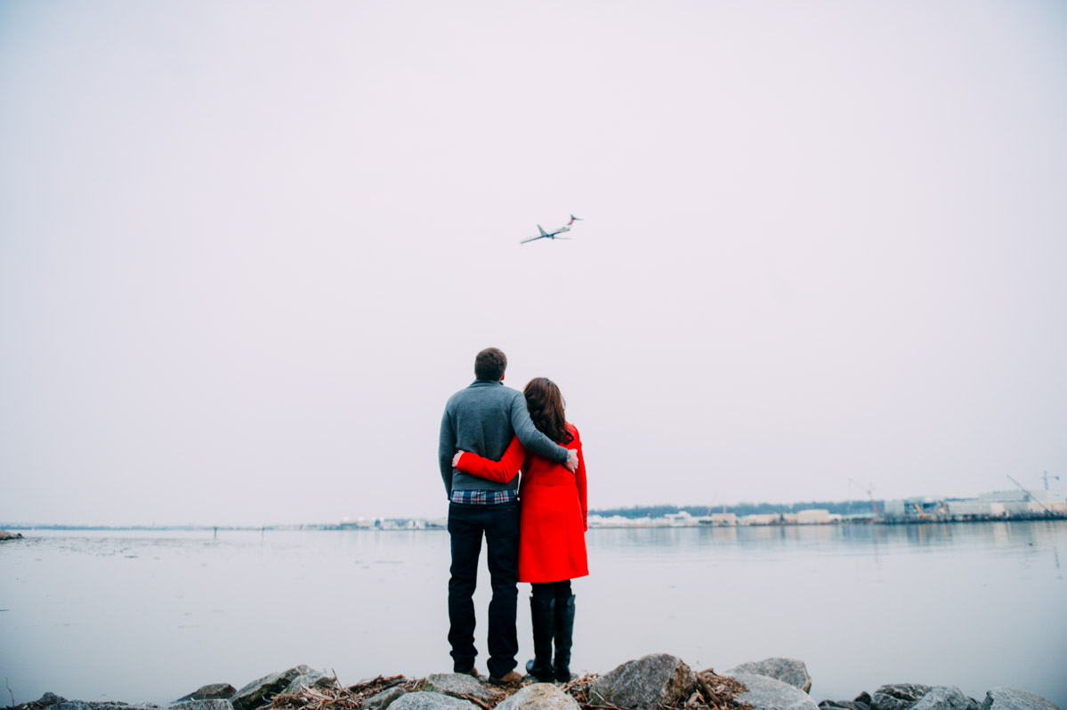 old town alexandria engagement photos with airplane