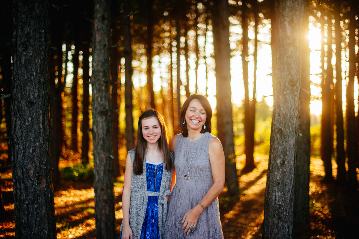 best golden hour family pictures