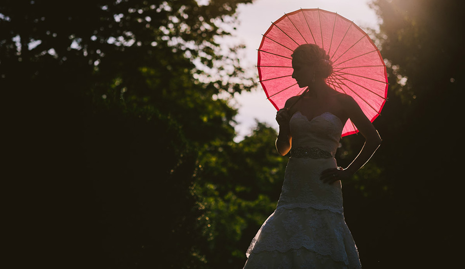creative pittsburgh wedding photographers the oberports bridal portrait with parasol