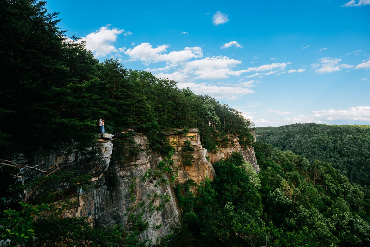 west virginia adventure hiking engagement pictures