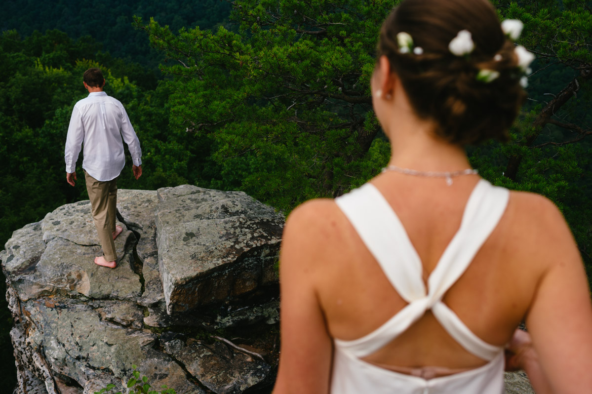 rockclimbing wedding photos by the oberports