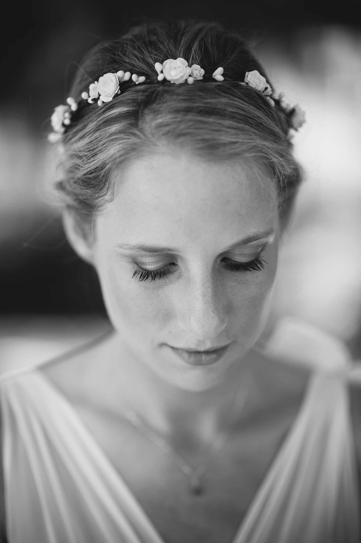016c bride with flower crown
