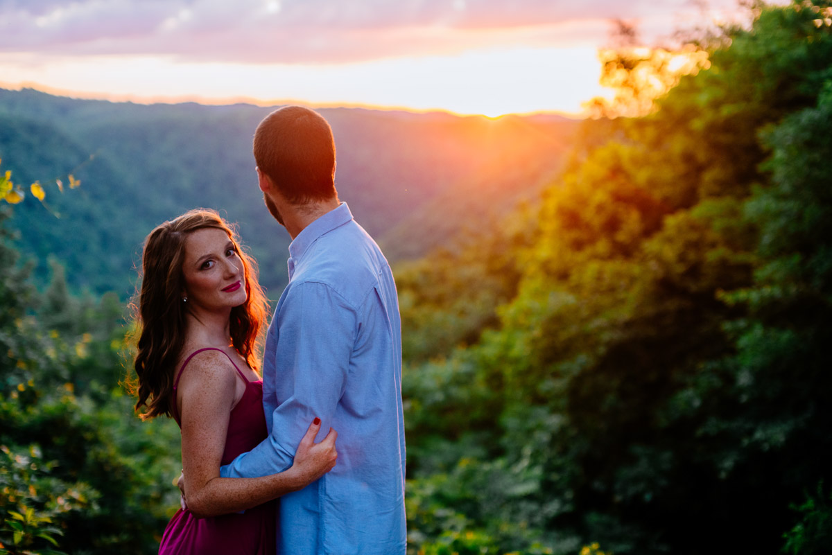 wv sunset engagement adventures on the gorge