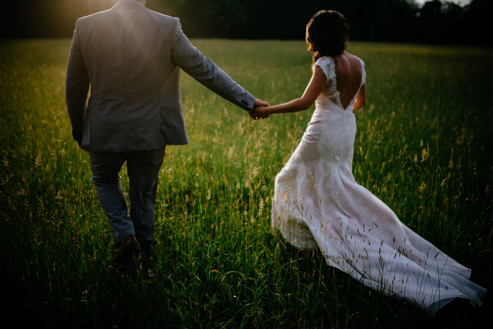 strolling through the field wedding portraits under white oak tree gaines estate fayetteville wv wedding