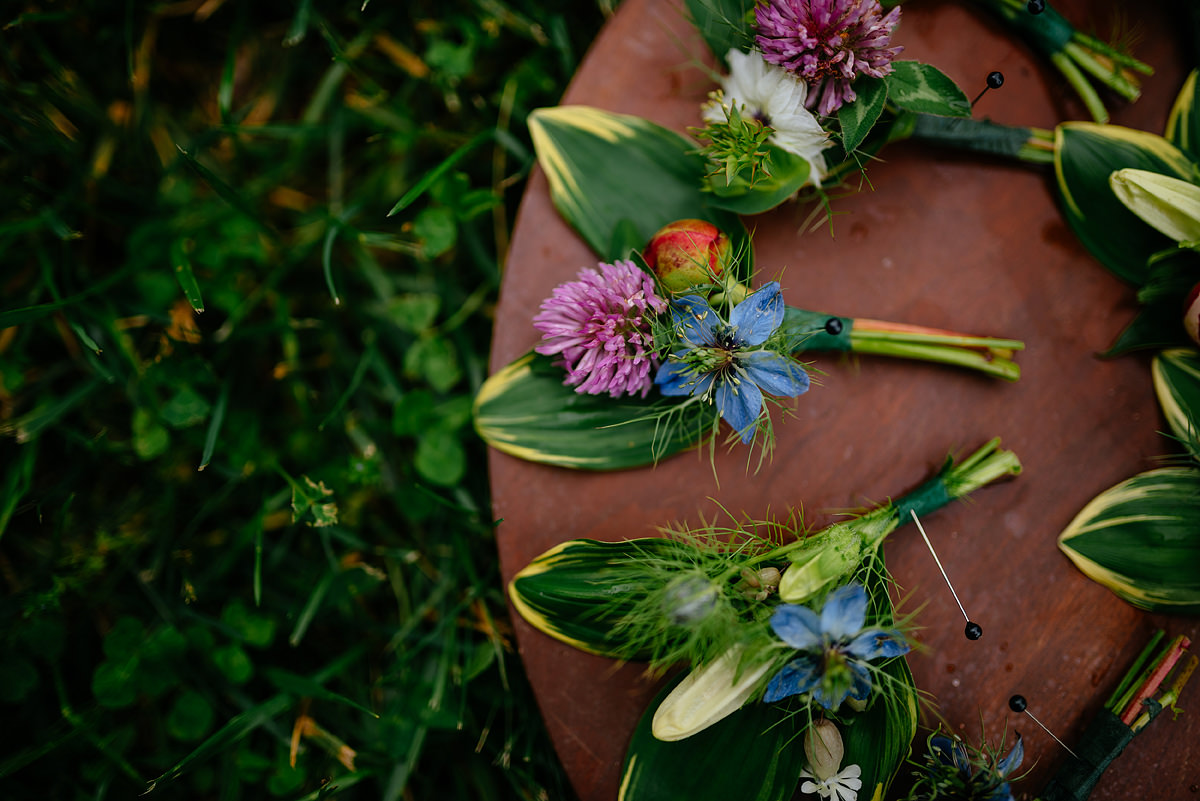 pharsalia virginia wedding flowers boutonnieres
