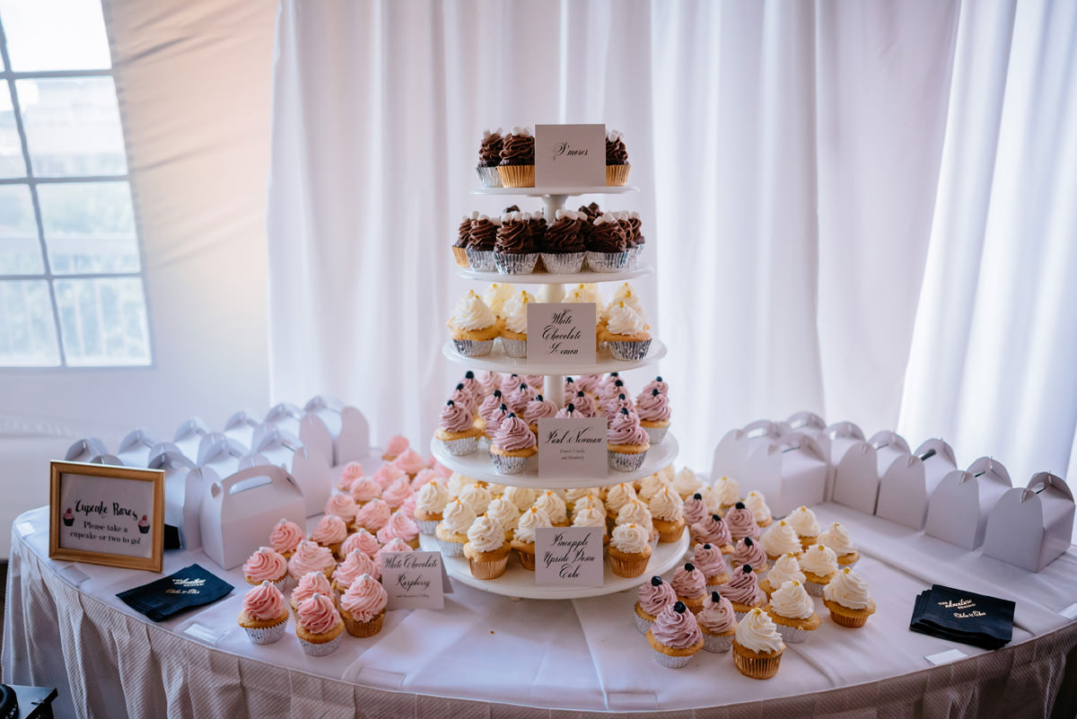 wedding cupcakes by sweet confections