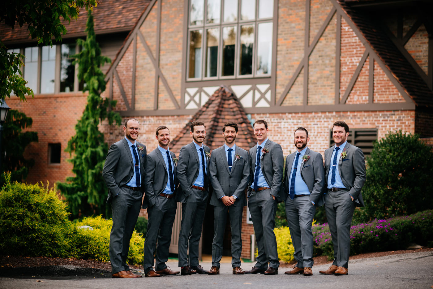 pittsburgh groom with groomsmen pic