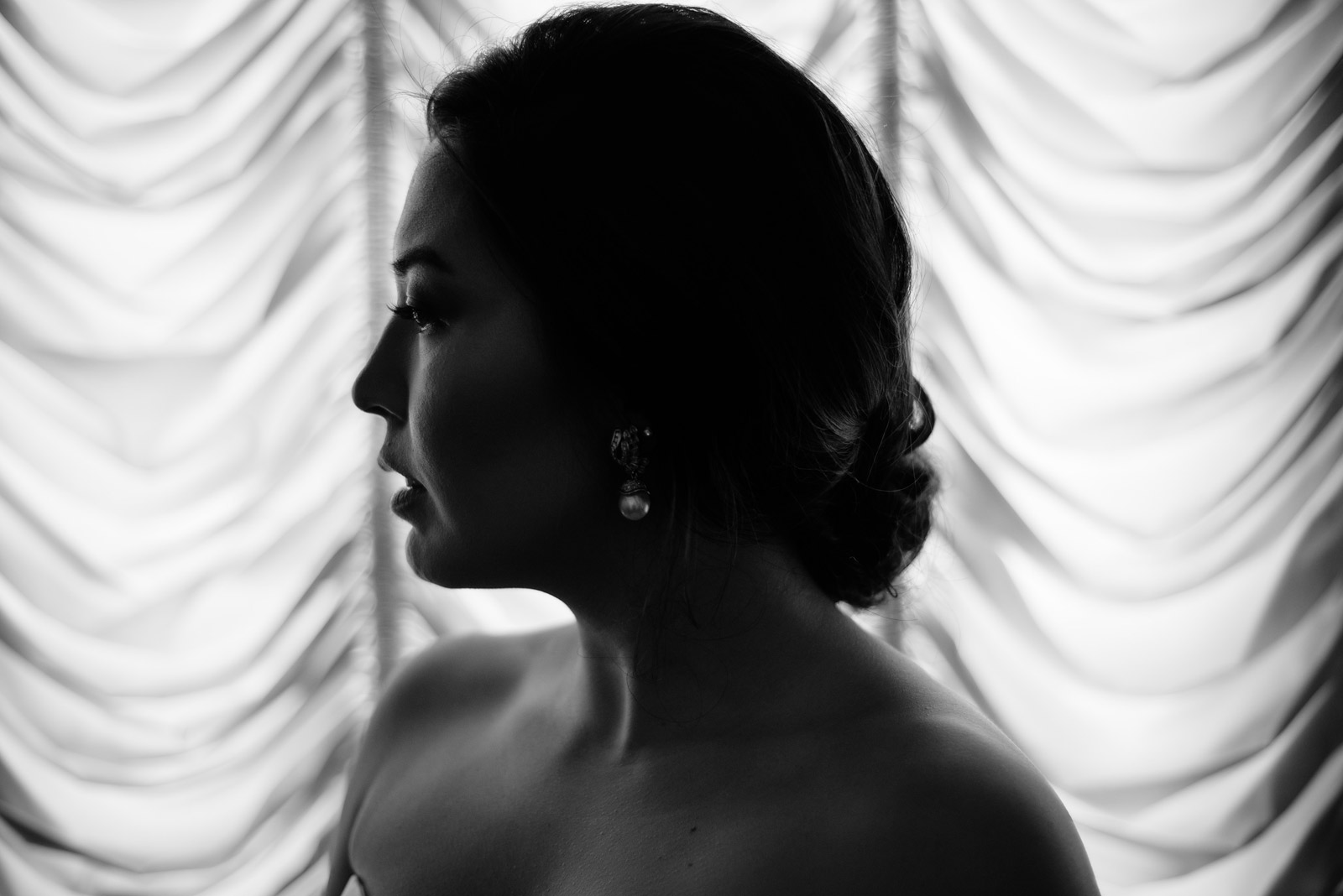 unique black and white bridal photography