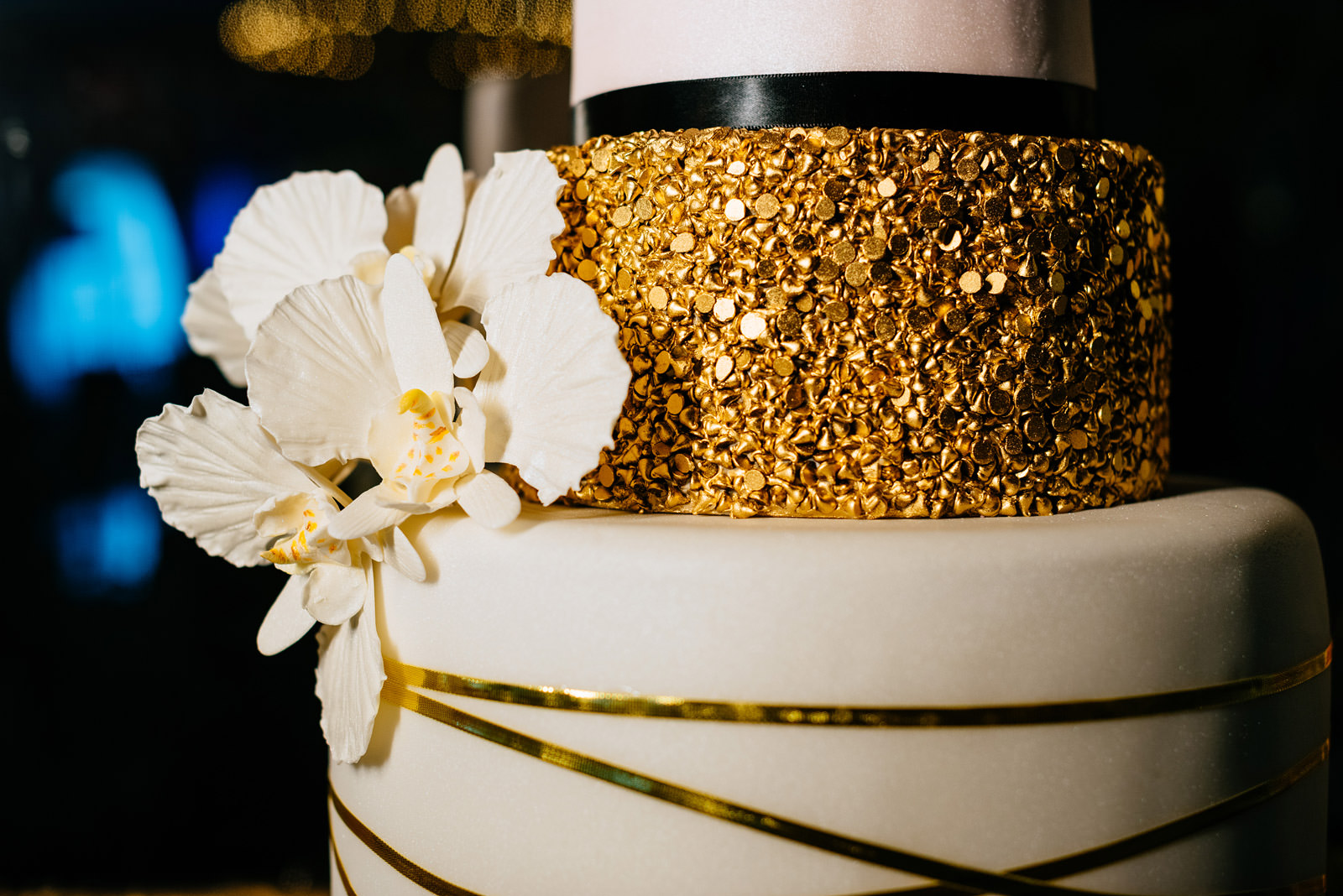 greenbrier resort golden wedding cake