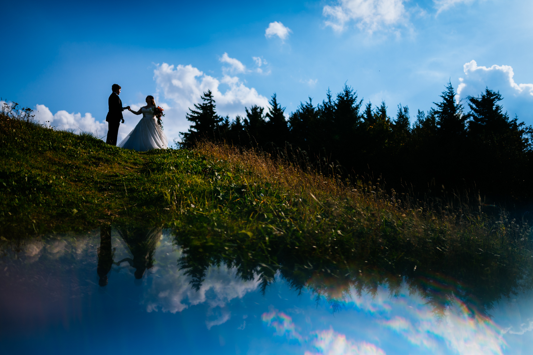 silhouette reflection creative wedding portrait