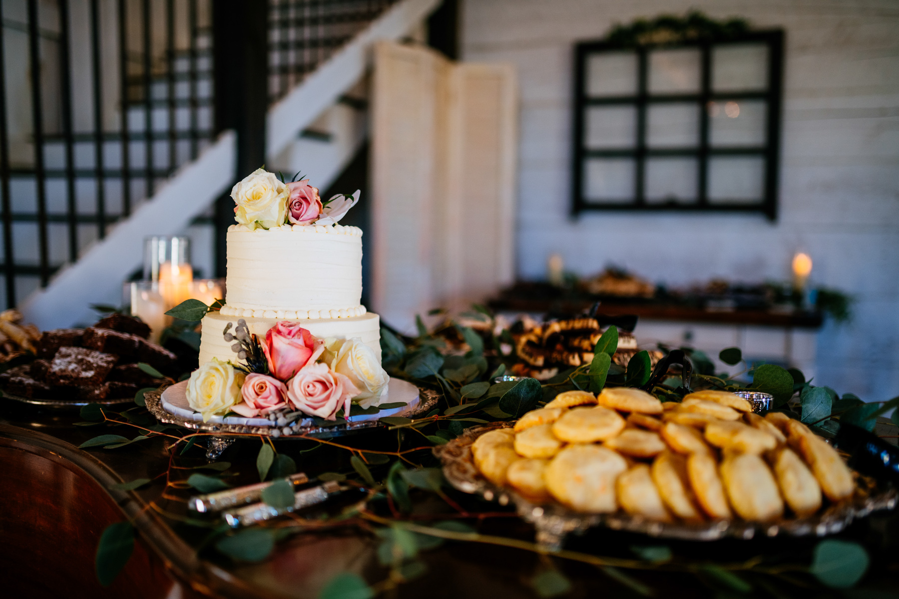 wedding cake and cookies